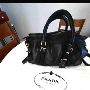 PRADA PURSE WITH SHOULDER STRAP